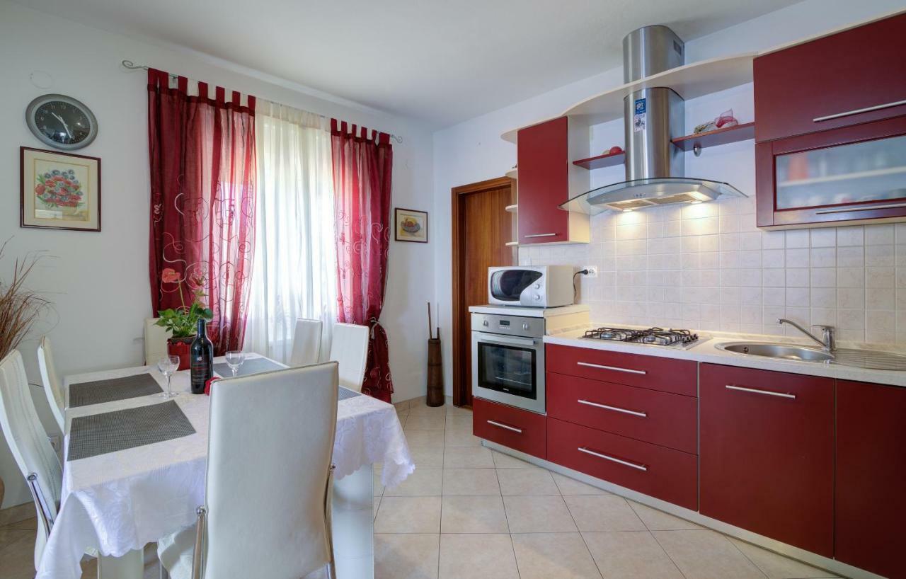 Apartment Luca