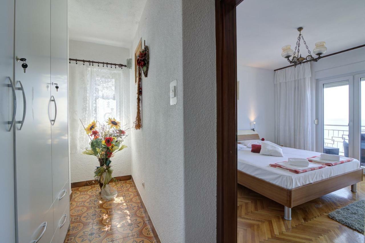 Apartment Luca *
